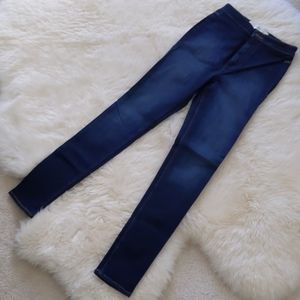 NWT Abercrombie dark wash high waisted jeggings